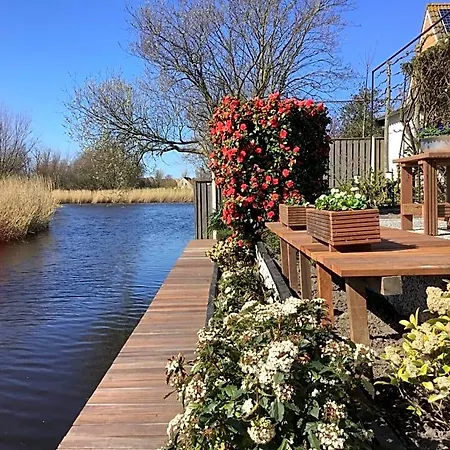 Bed & Breakfast Achter Het Anker 3*